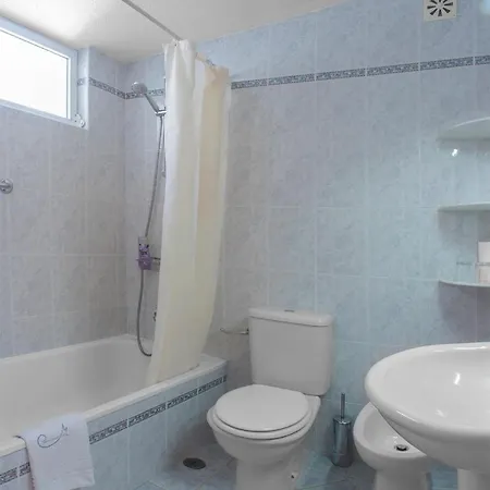 Peaceful One-bedroom In Da * Luz