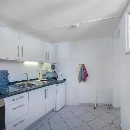 Peaceful One-bedroom In Da Apartamento *